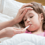 Chuyên gia hướng dẫn cha mẹ chăm sóc trẻ bị cúm tại nhà