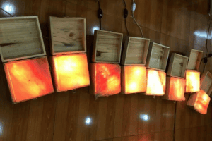 Đèn đá muối himalaya massage chân