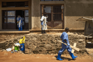 WHO cảnh báo dịch bệnh toàn cầu Ebola